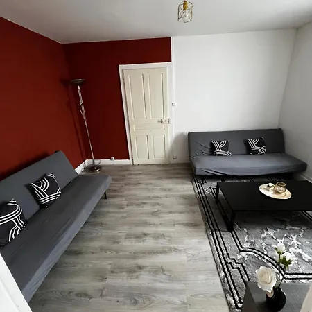 Appartement Au 1 Er Etage Cote Jardin * تون ليه فوج